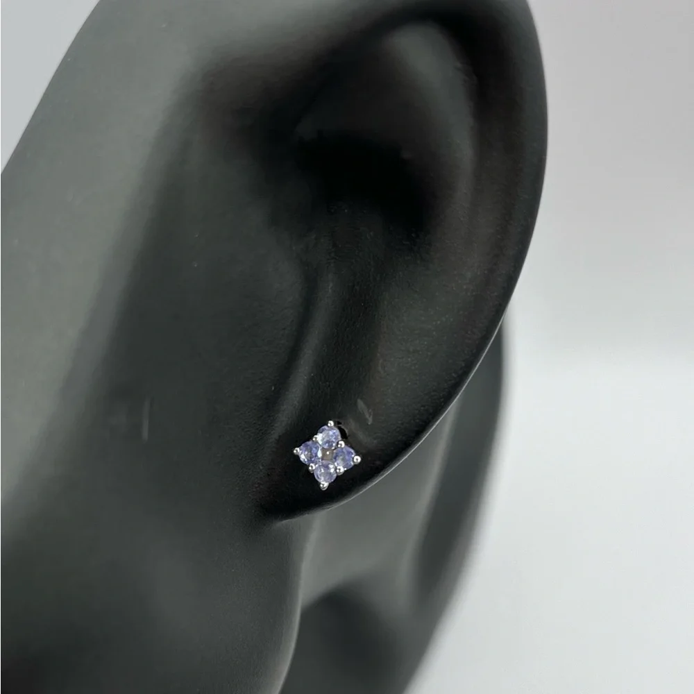 .50 CT Natural Tanzanite Studs - Picture 2 of 4